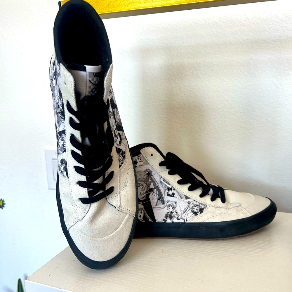 Vans Sailor Moon x The Lizzie 'Pretty Guardian' Skateboard High Tops.